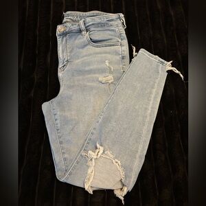 American Eagle Outfitters Light Blue Distressed Skinny Jeans